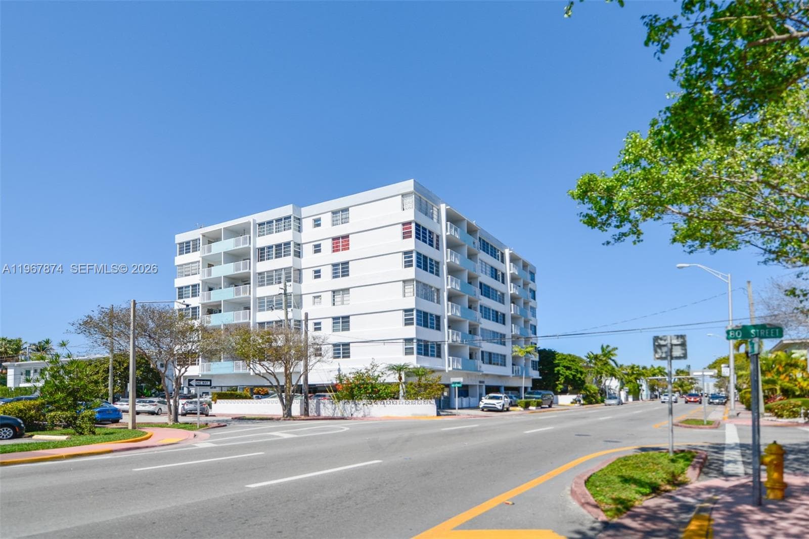 A11967874 — Miami Beach