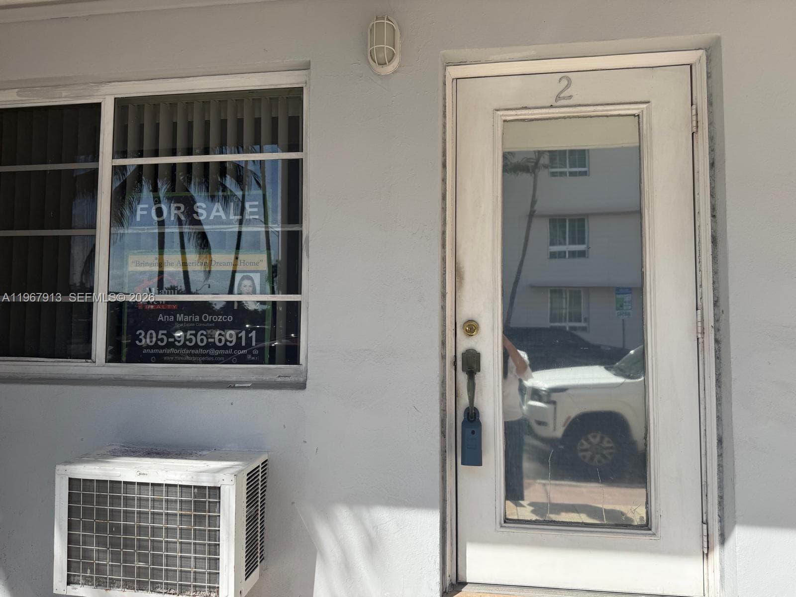 A11967913 — Miami Beach — 15