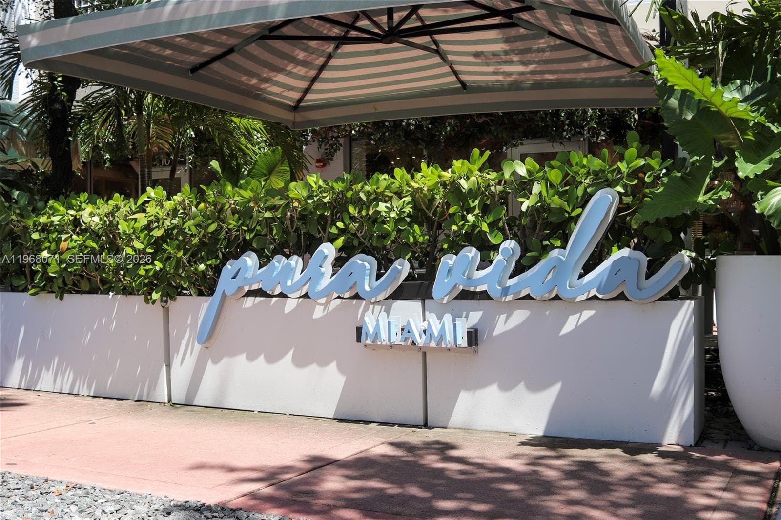 A11968071 — Miami Beach — 16