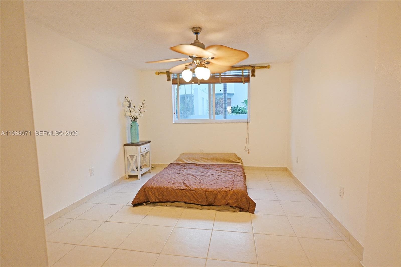 A11968071 — Miami Beach — 4