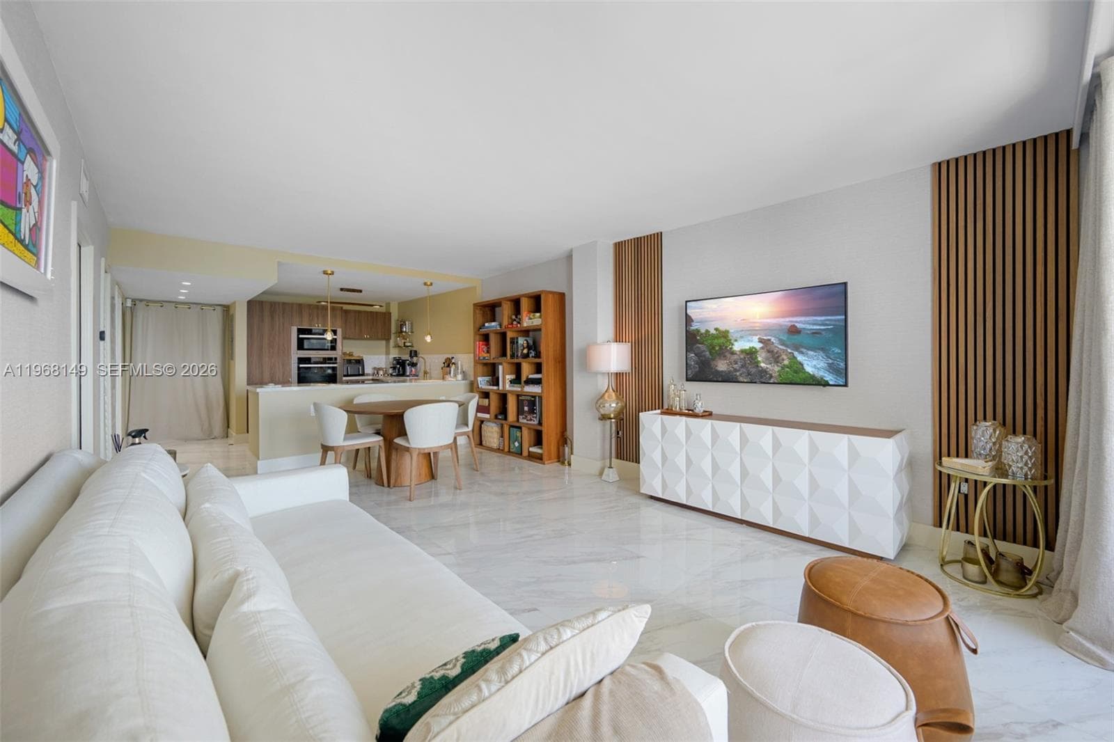 A11968149 — Miami Beach — 6