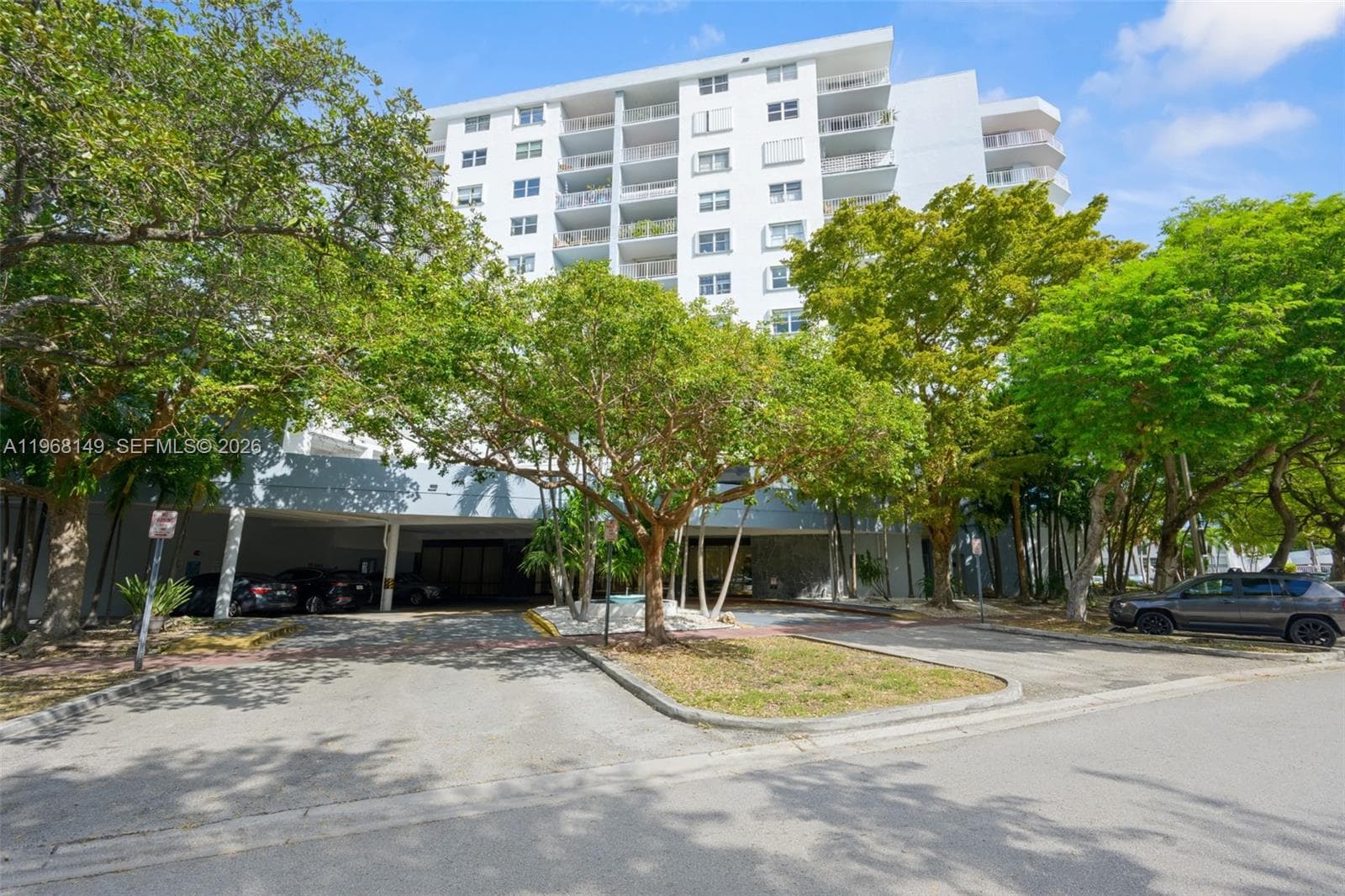 A11968149 — Miami Beach — 16