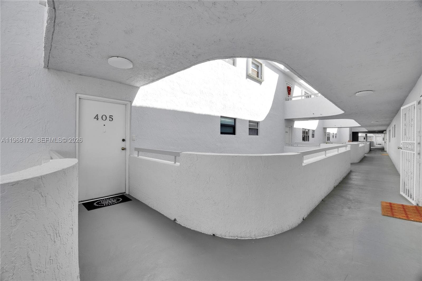 A11968172 — Miami Beach — 21