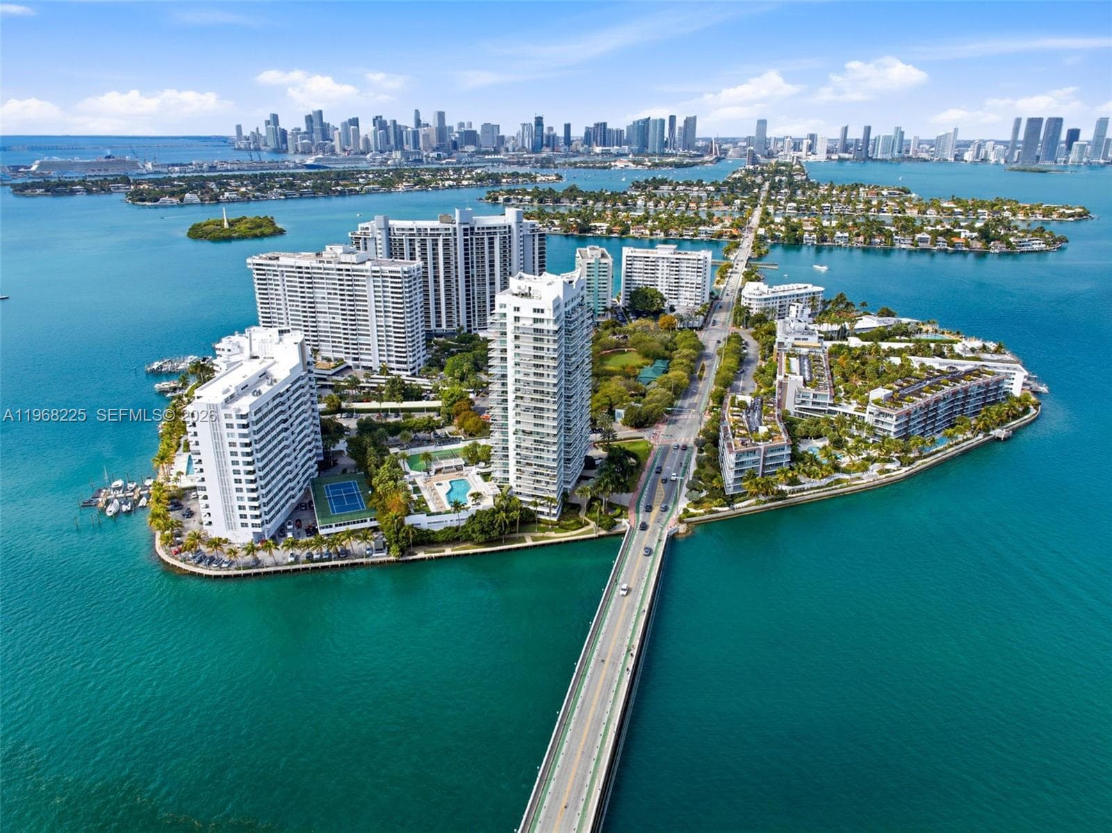 A11968225 — Miami Beach — 46