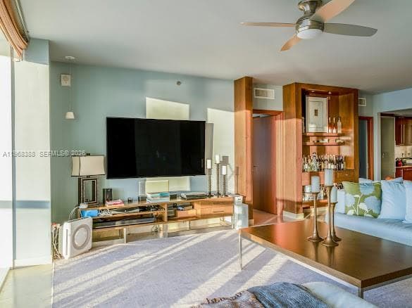 A11968388 — Miami Beach — 6