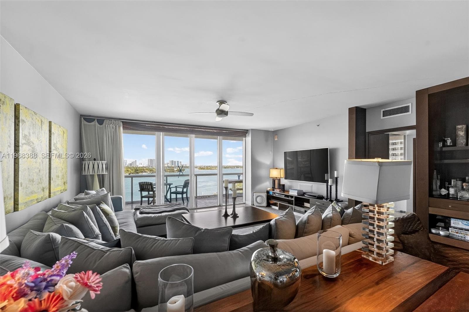 A11968388 — Miami Beach — 59