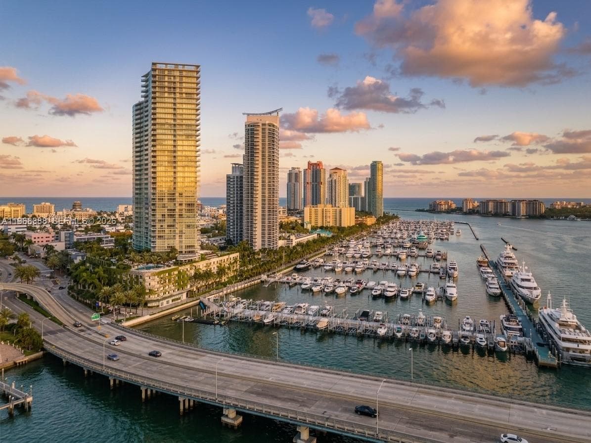A11968388 — Miami Beach — 50