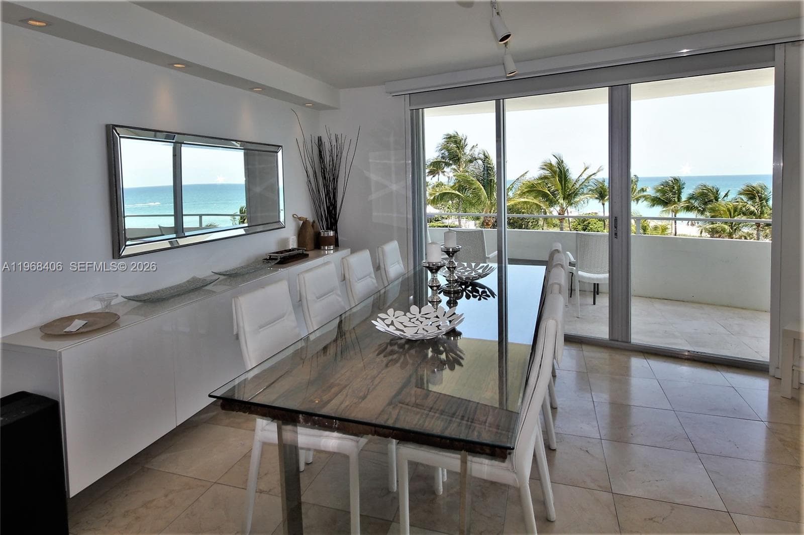 A11968406 — Miami Beach — 9