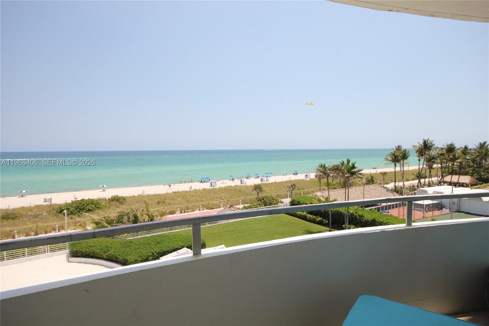 A11968406 — Miami Beach — 55