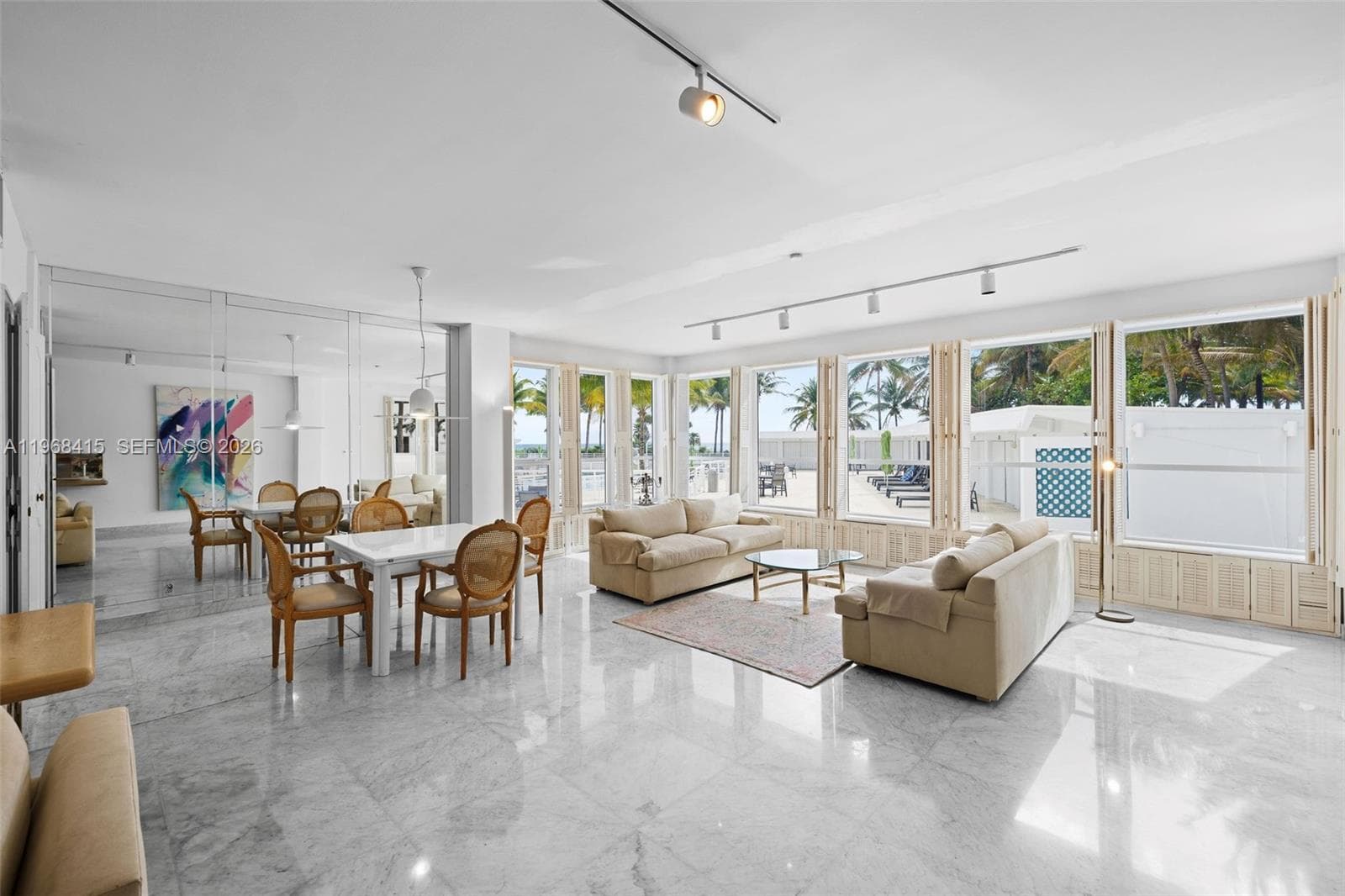 A11968415 — Miami Beach — 4