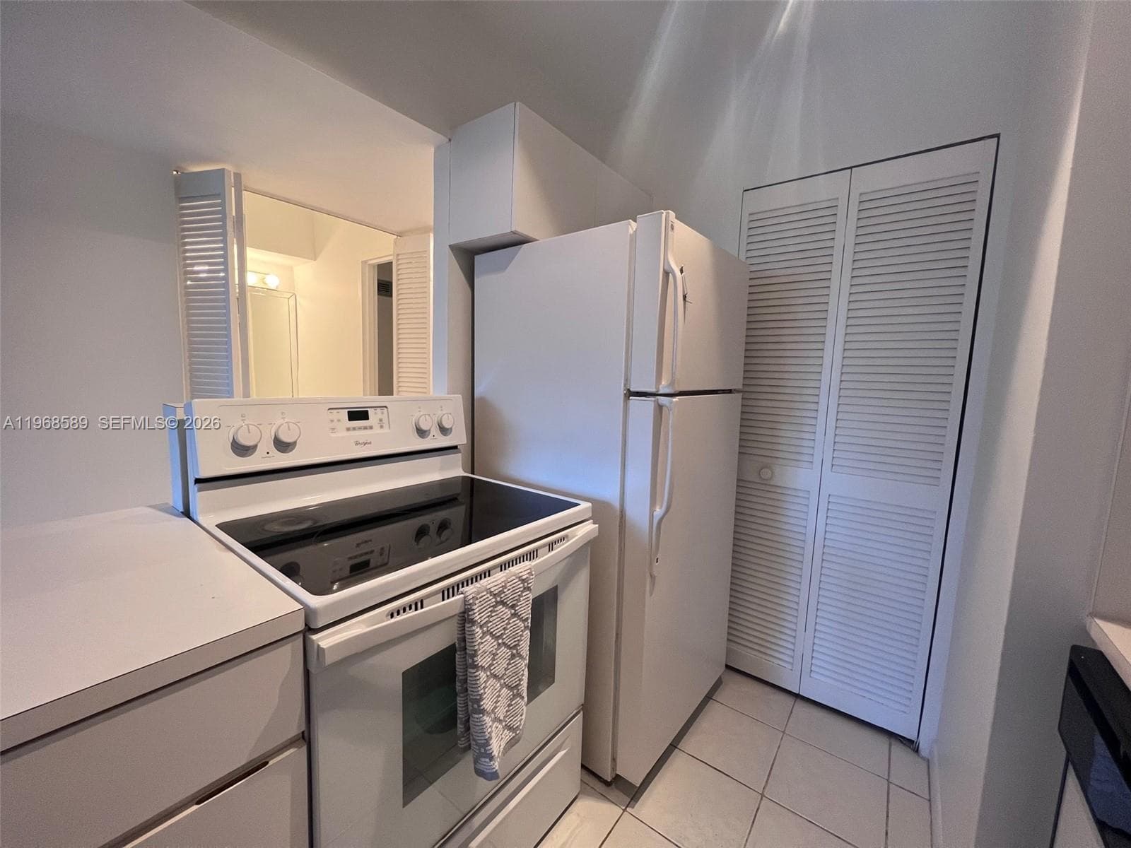 A11968589 — Miami Beach — 7