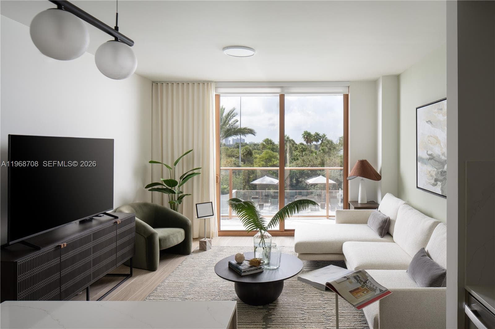 A11968708 — Miami Beach — 6
