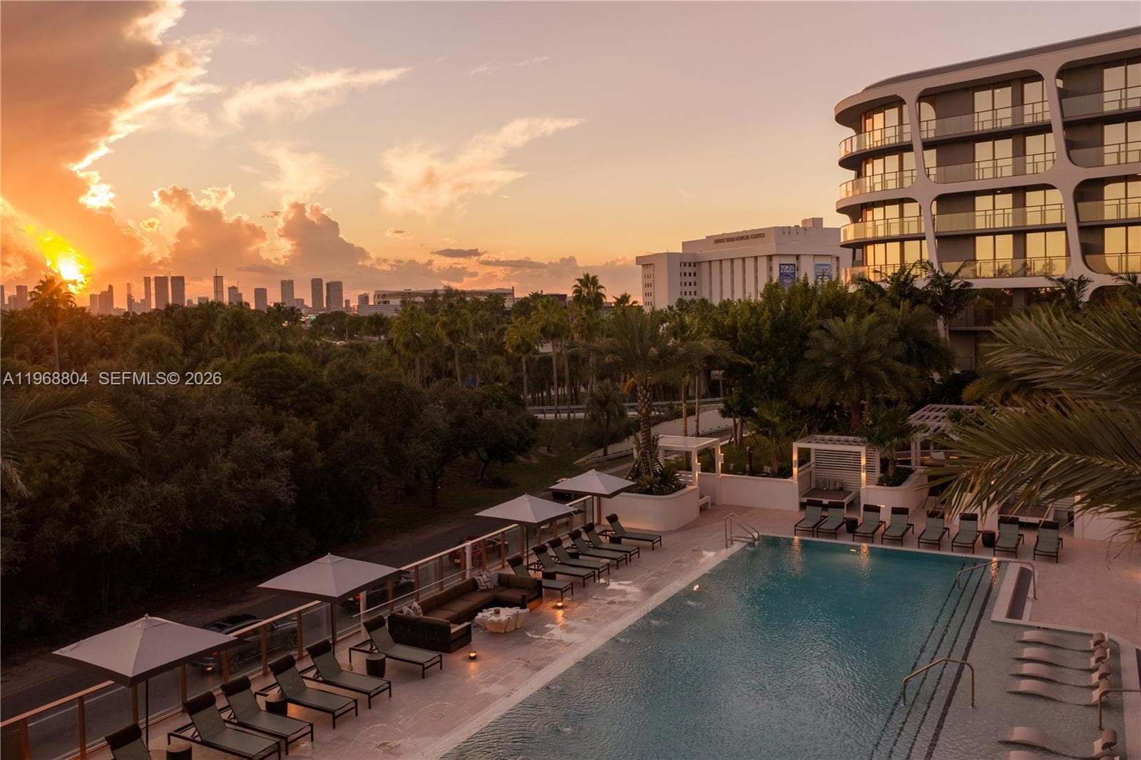 A11968804 — Miami Beach — 17