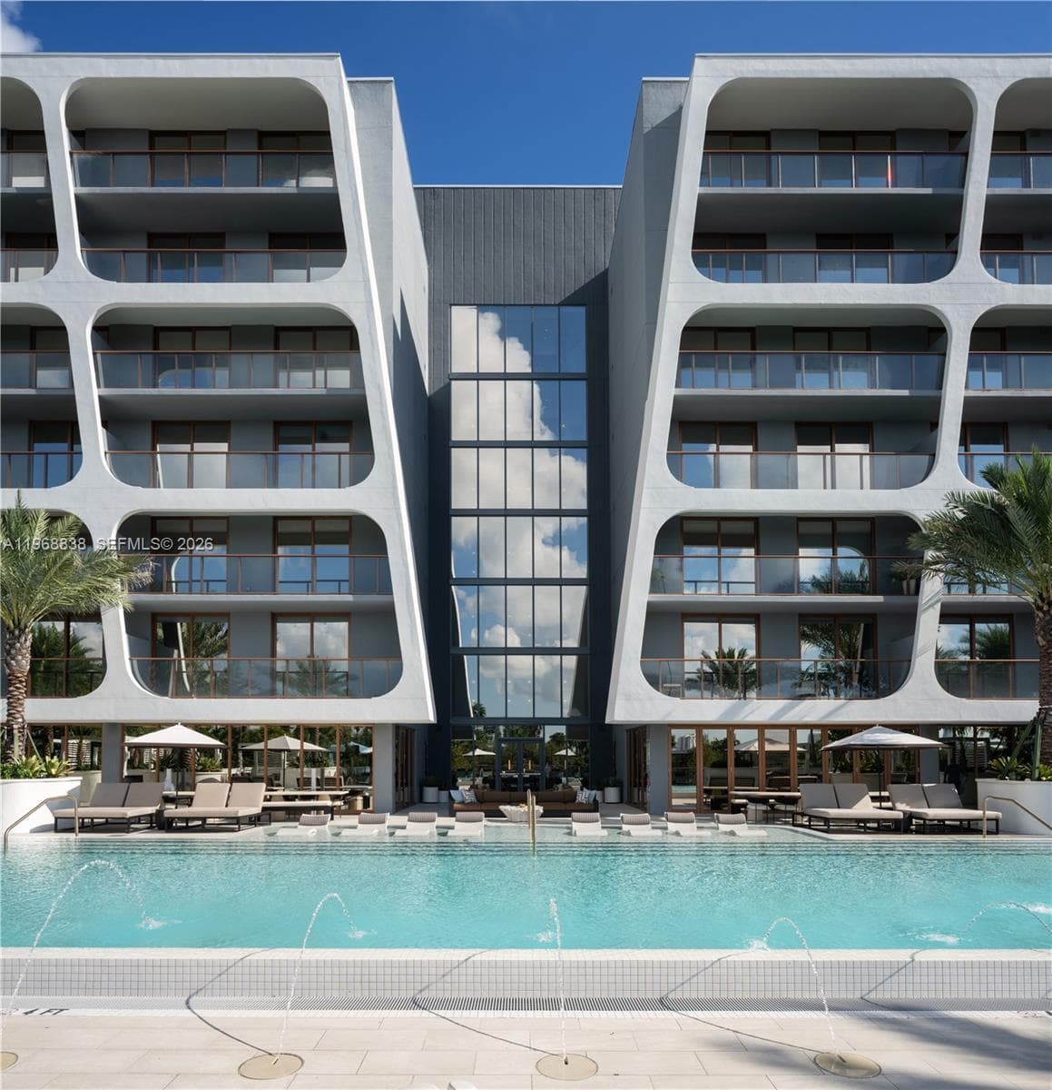 A11968838 — Miami Beach — 4