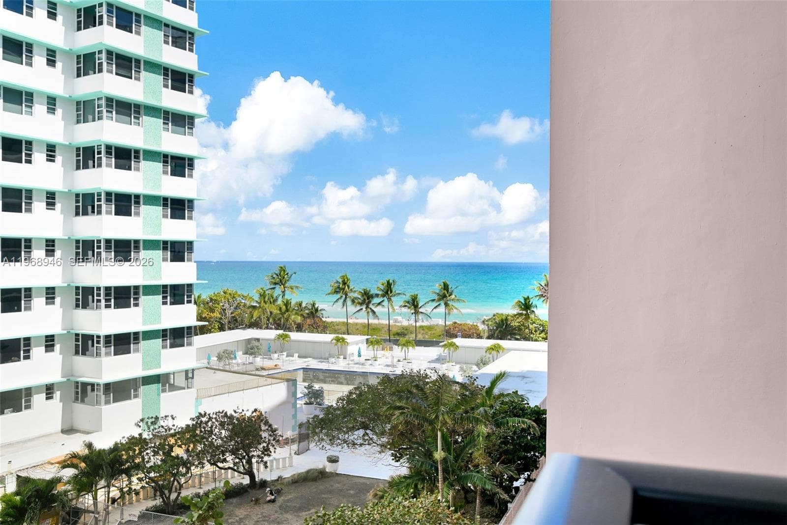A11968946 — Miami Beach — 3