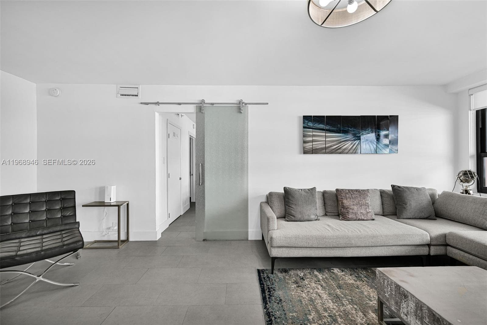 A11968946 — Miami Beach — 8