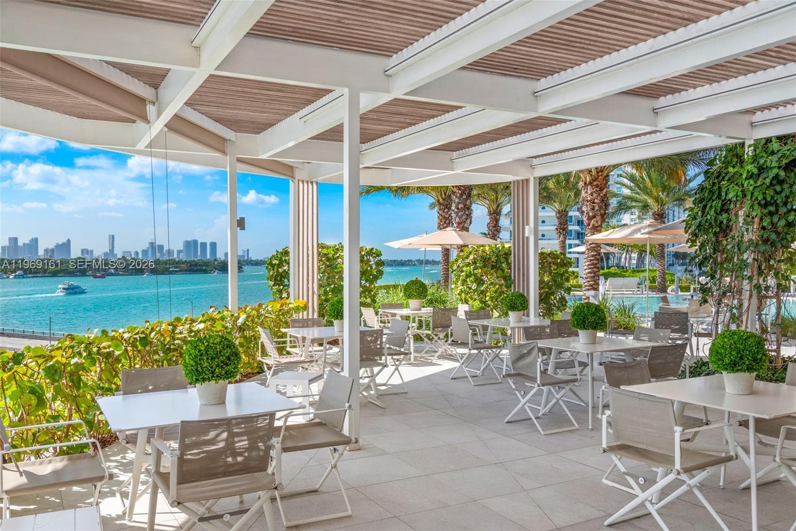 A11969161 — Miami Beach — 20