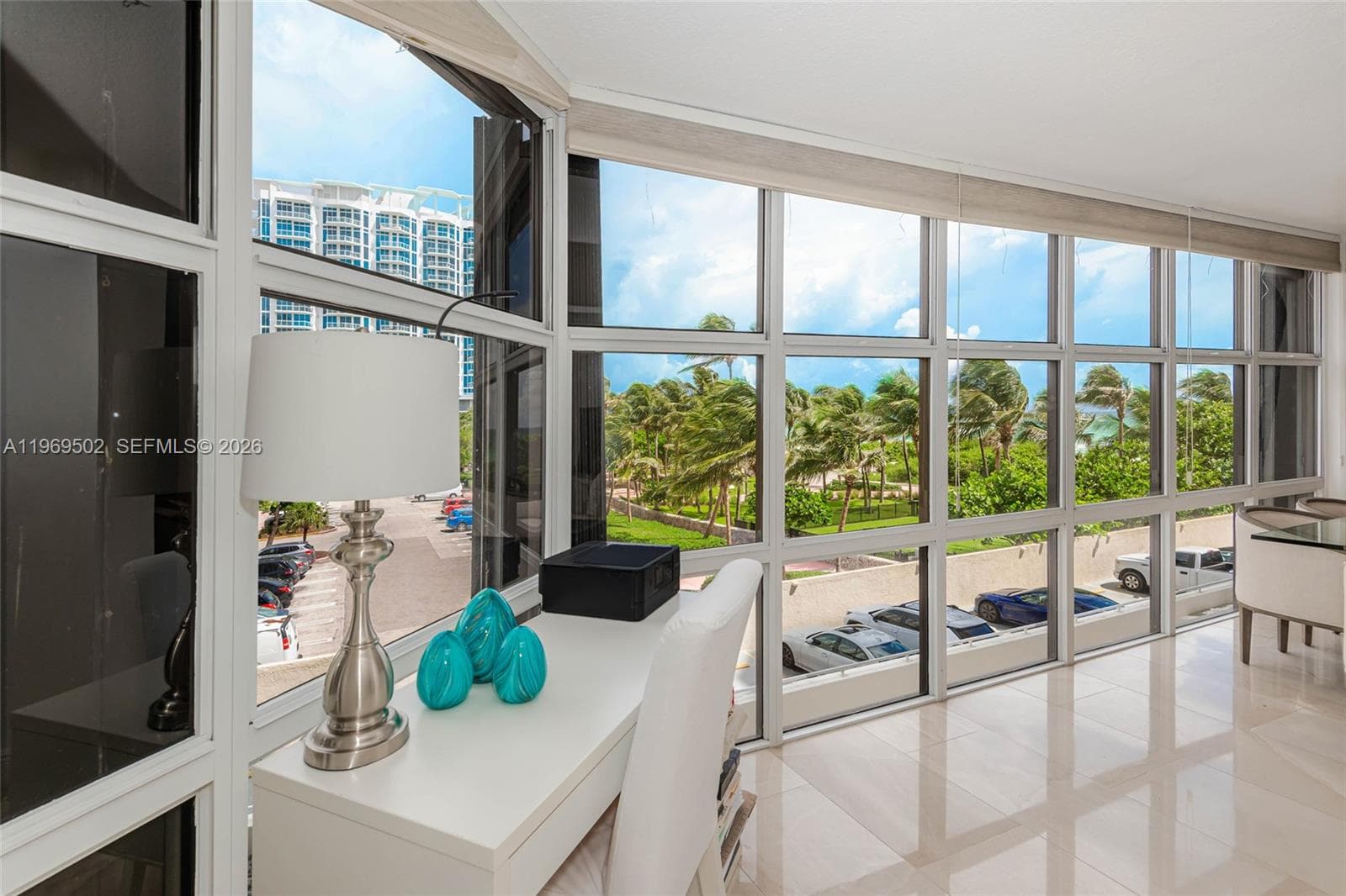 A11969502 — Miami Beach — 4
