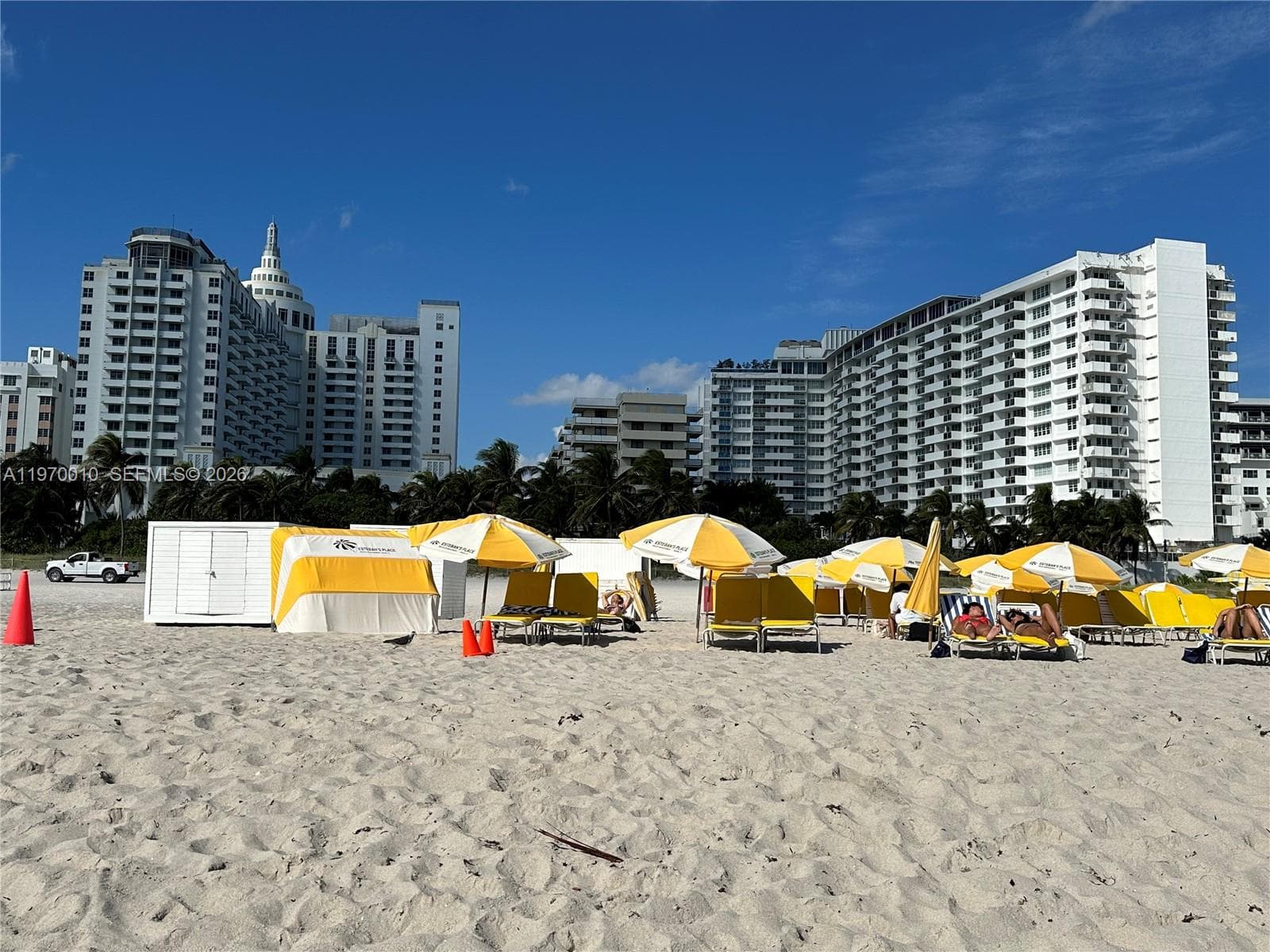 A11970010 — Miami Beach — 42