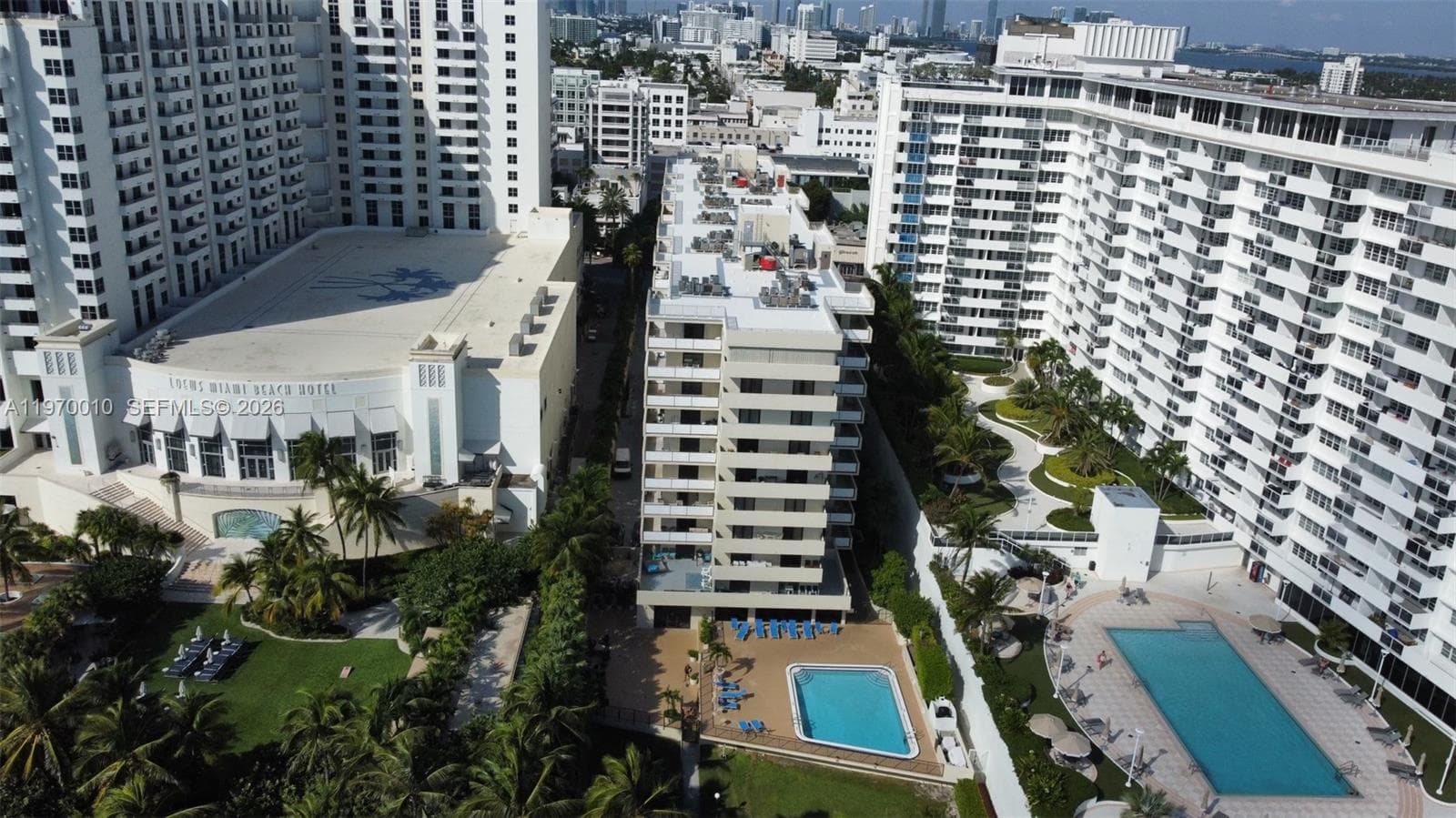A11970010 — Miami Beach — 45