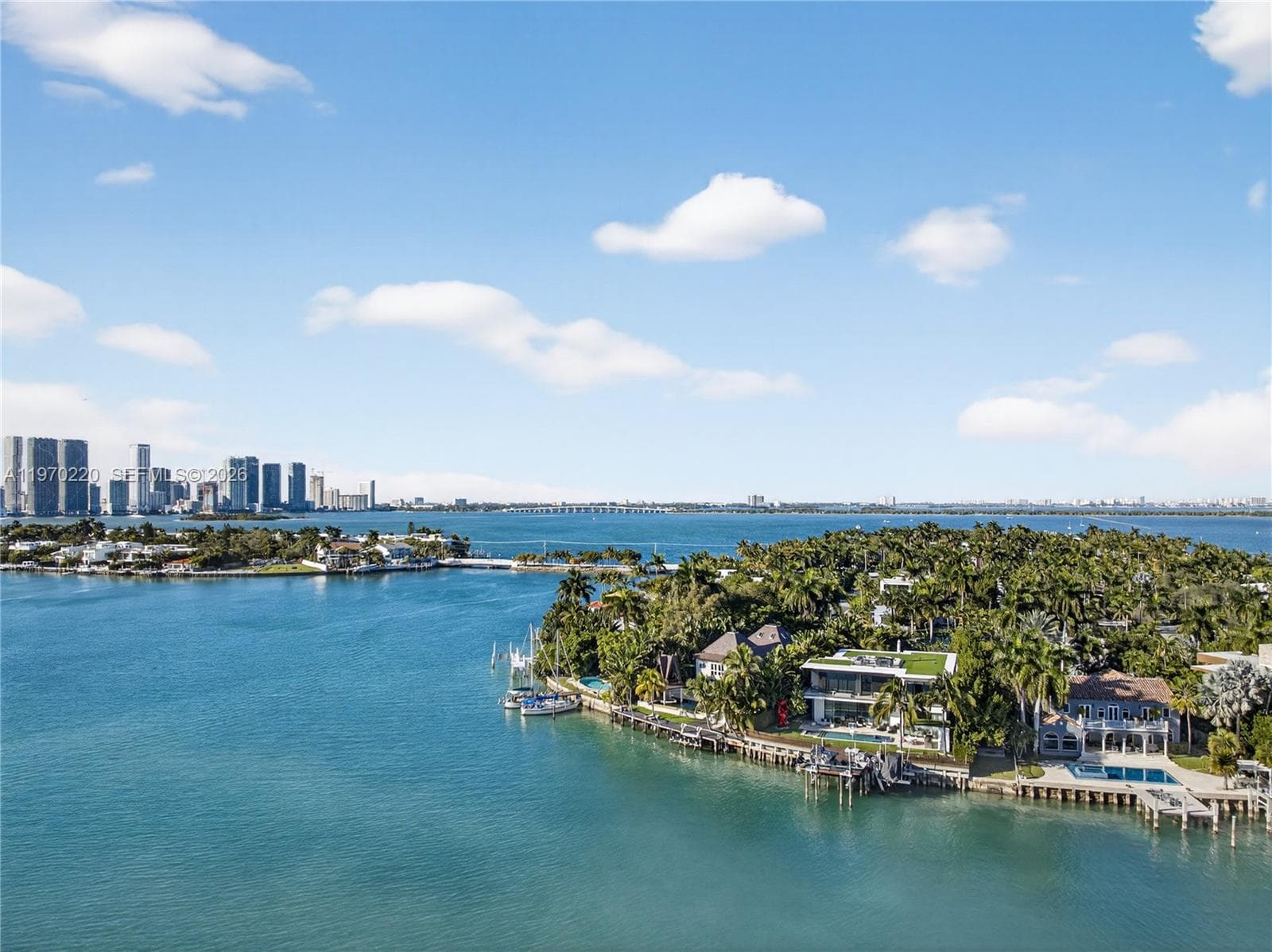 A11970220 — Miami Beach — 85