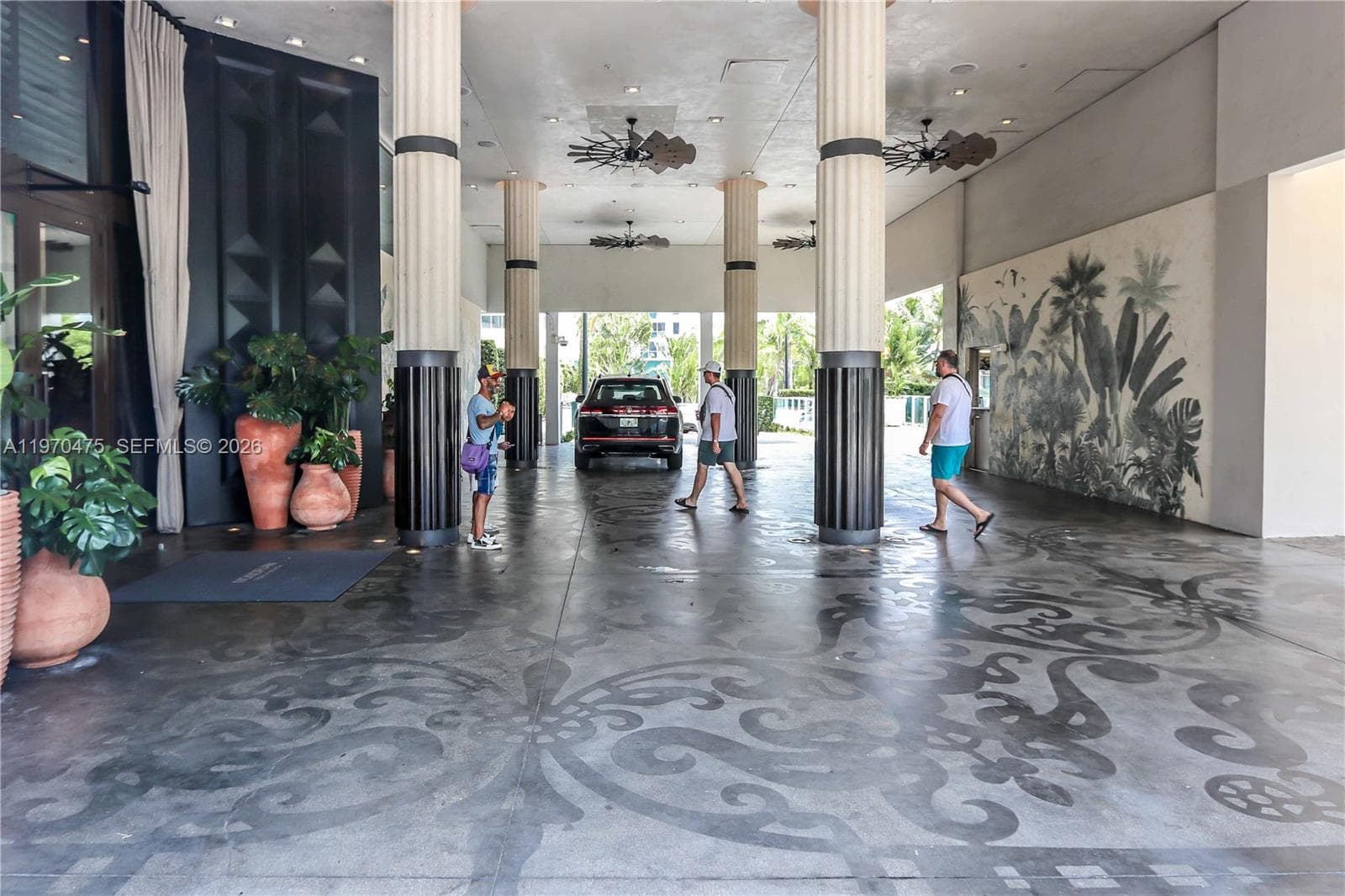 A11970475 — Miami Beach — 43