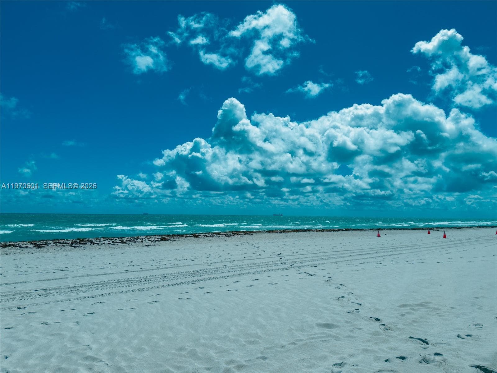 A11970601 — Miami Beach — 43