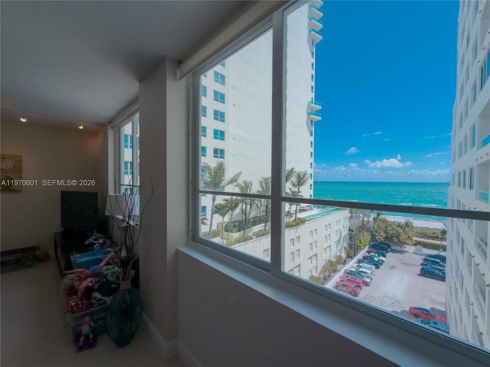A11970601 — Miami Beach — 16