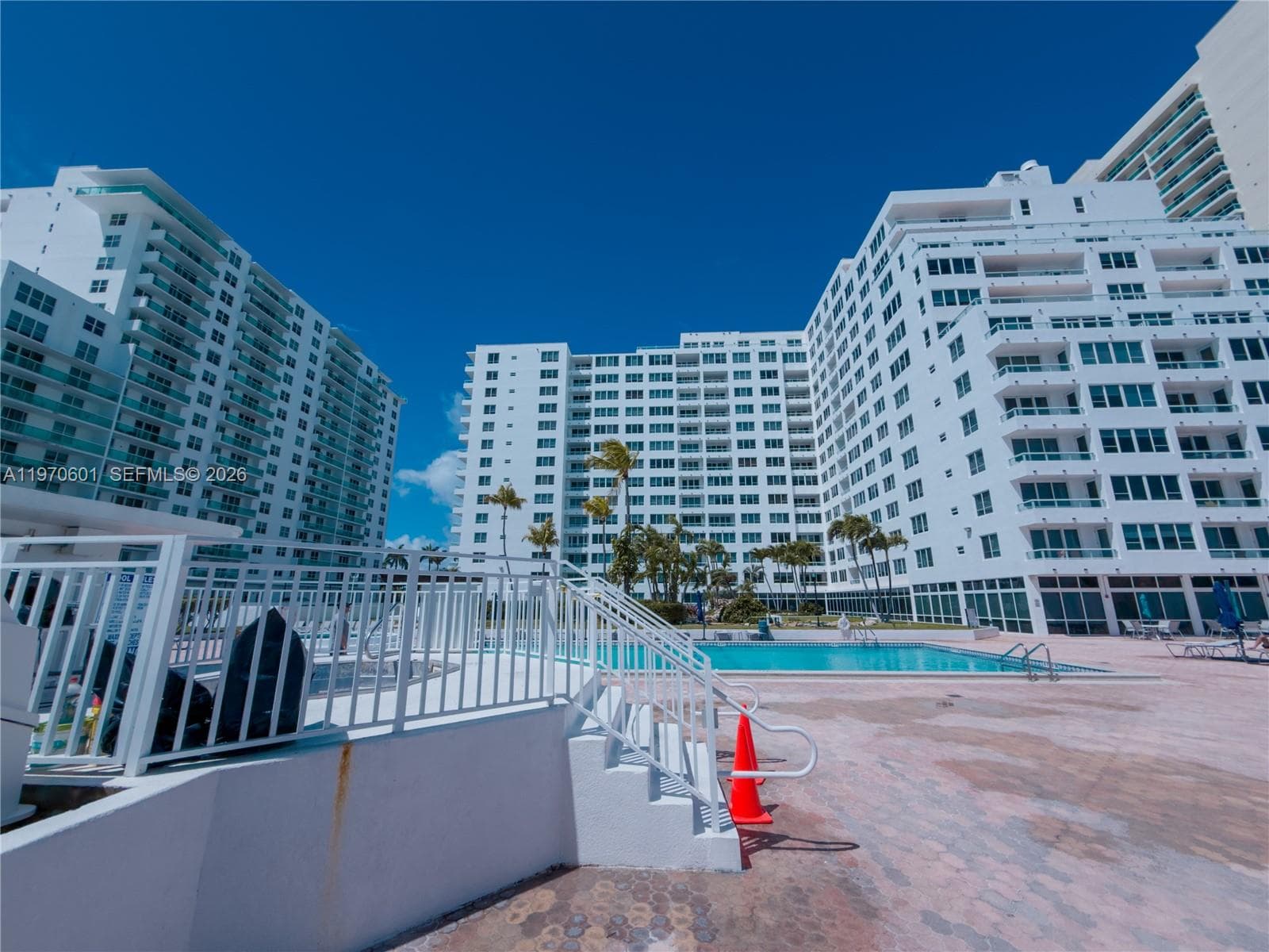 A11970601 — Miami Beach