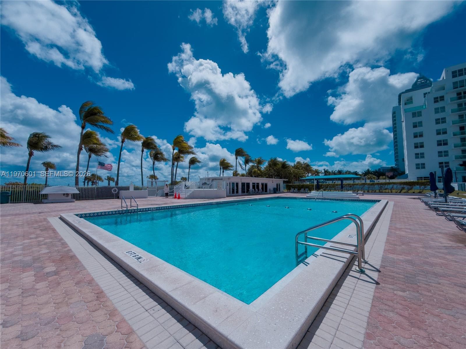 A11970601 — Miami Beach — 34