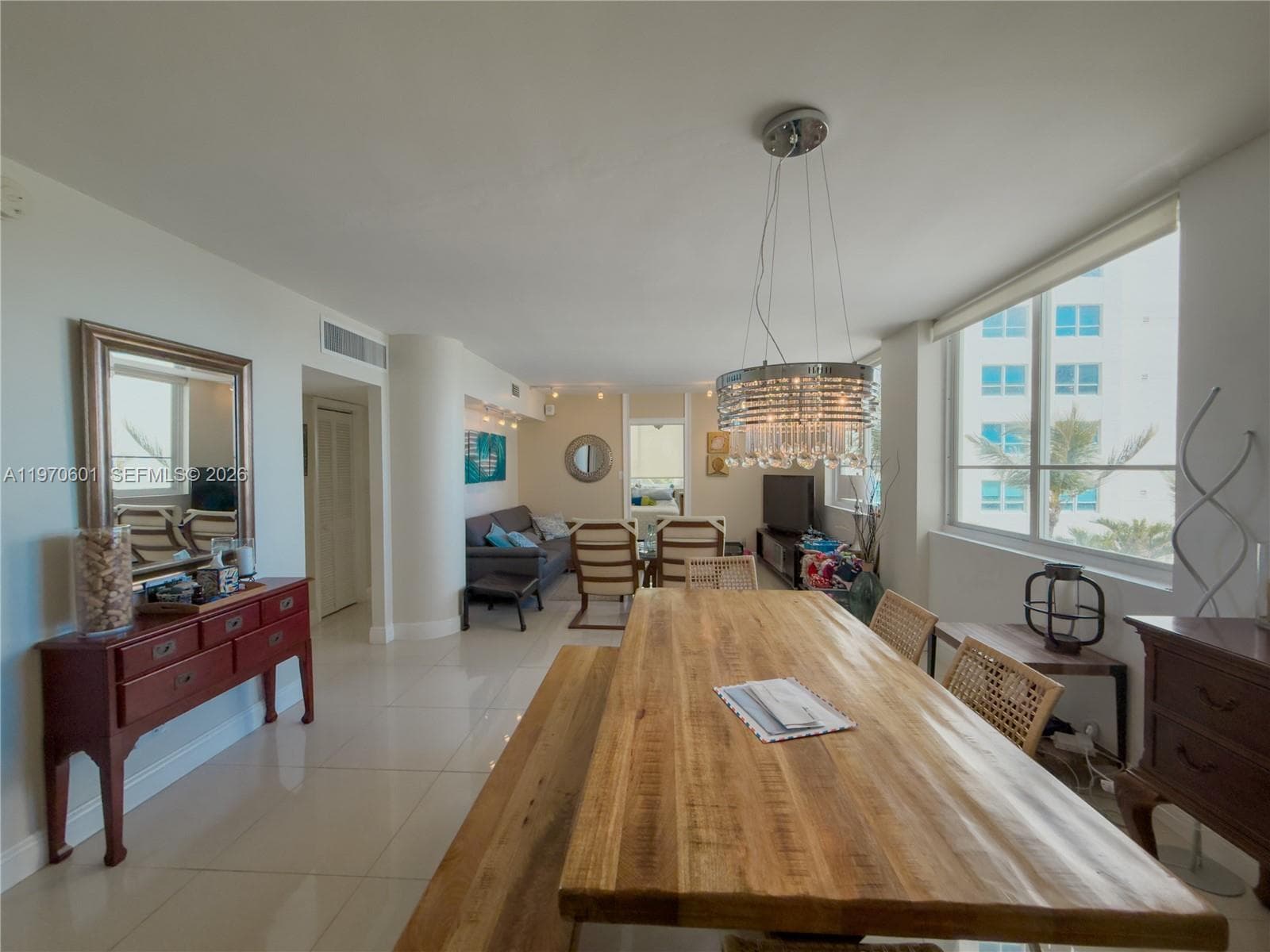 A11970601 — Miami Beach — 8