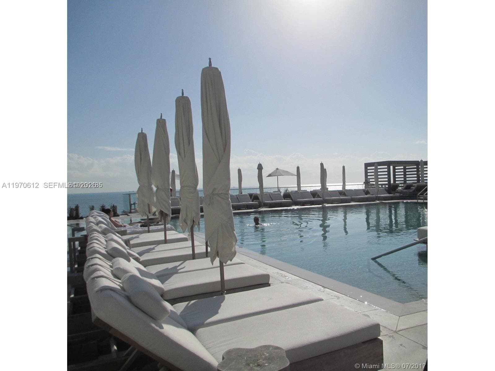 A11970612 — Miami Beach — 23