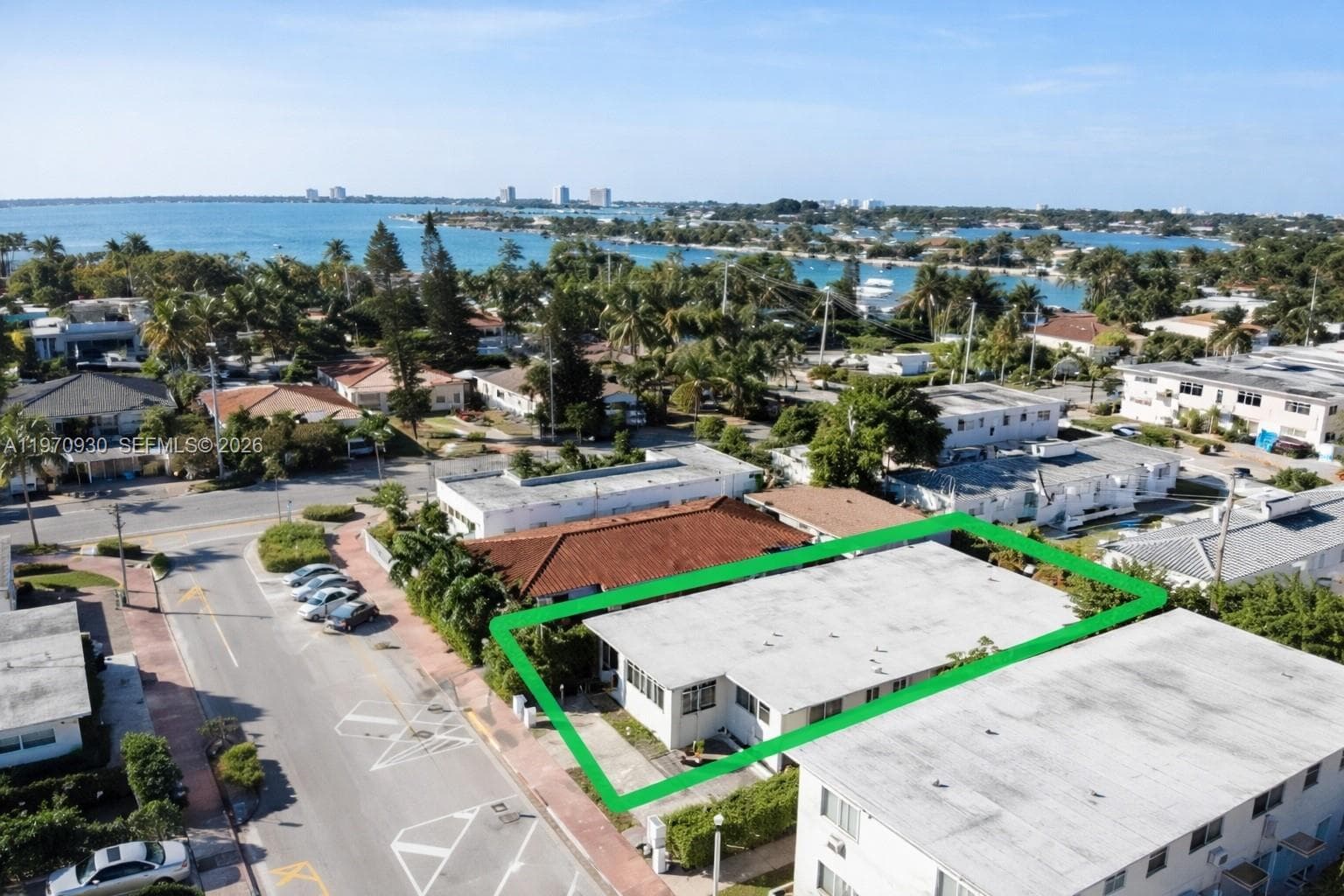 A11970930 — Miami Beach — 12