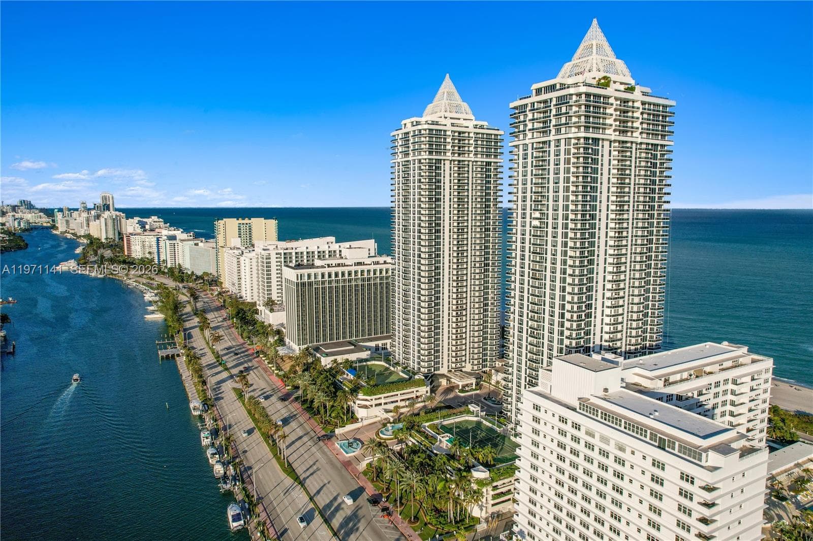 A11971141 — Miami Beach — 67