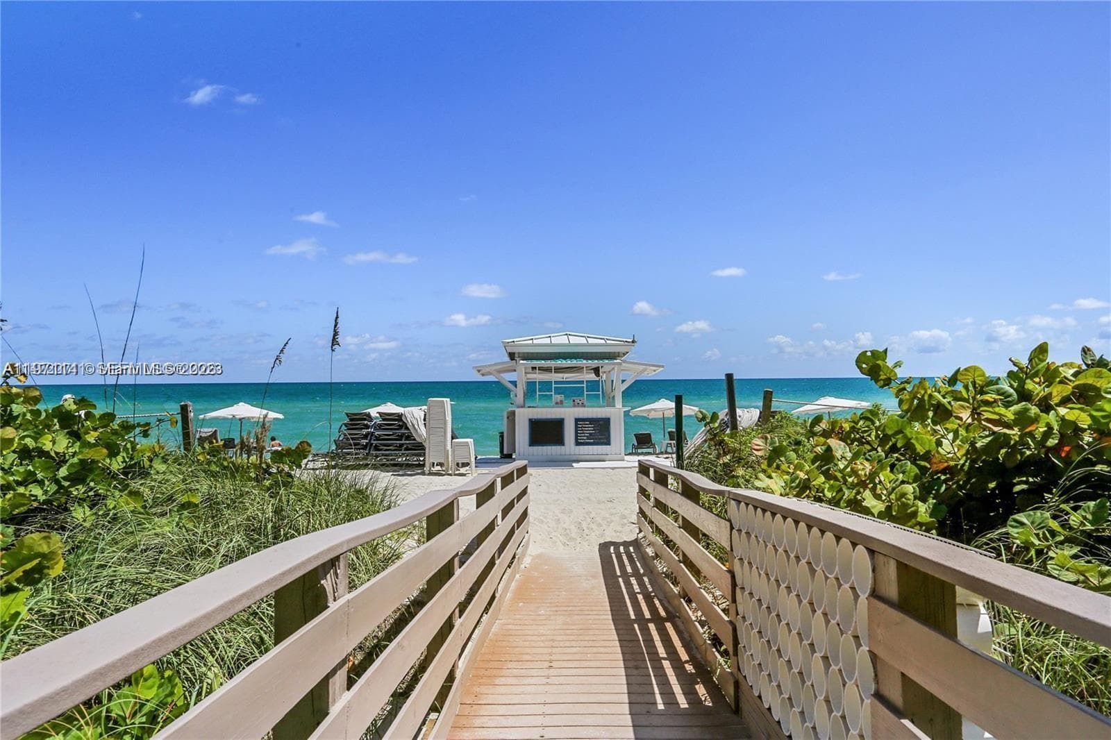 A11971141 — Miami Beach — 61