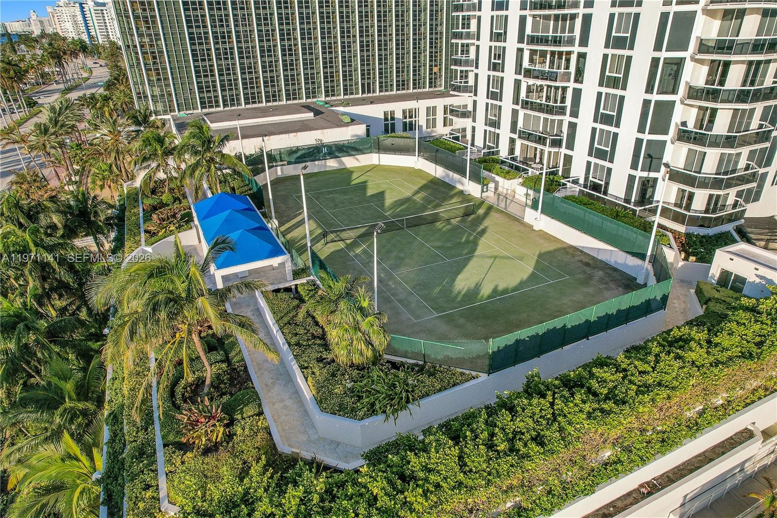 A11971141 — Miami Beach — 64