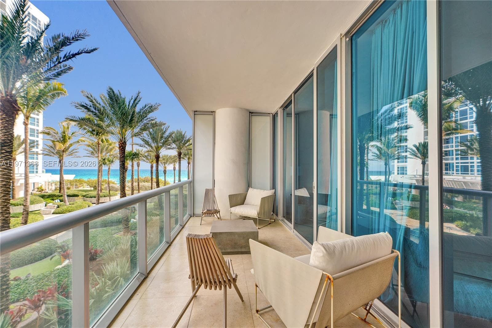 A11971368 — Miami Beach — 3