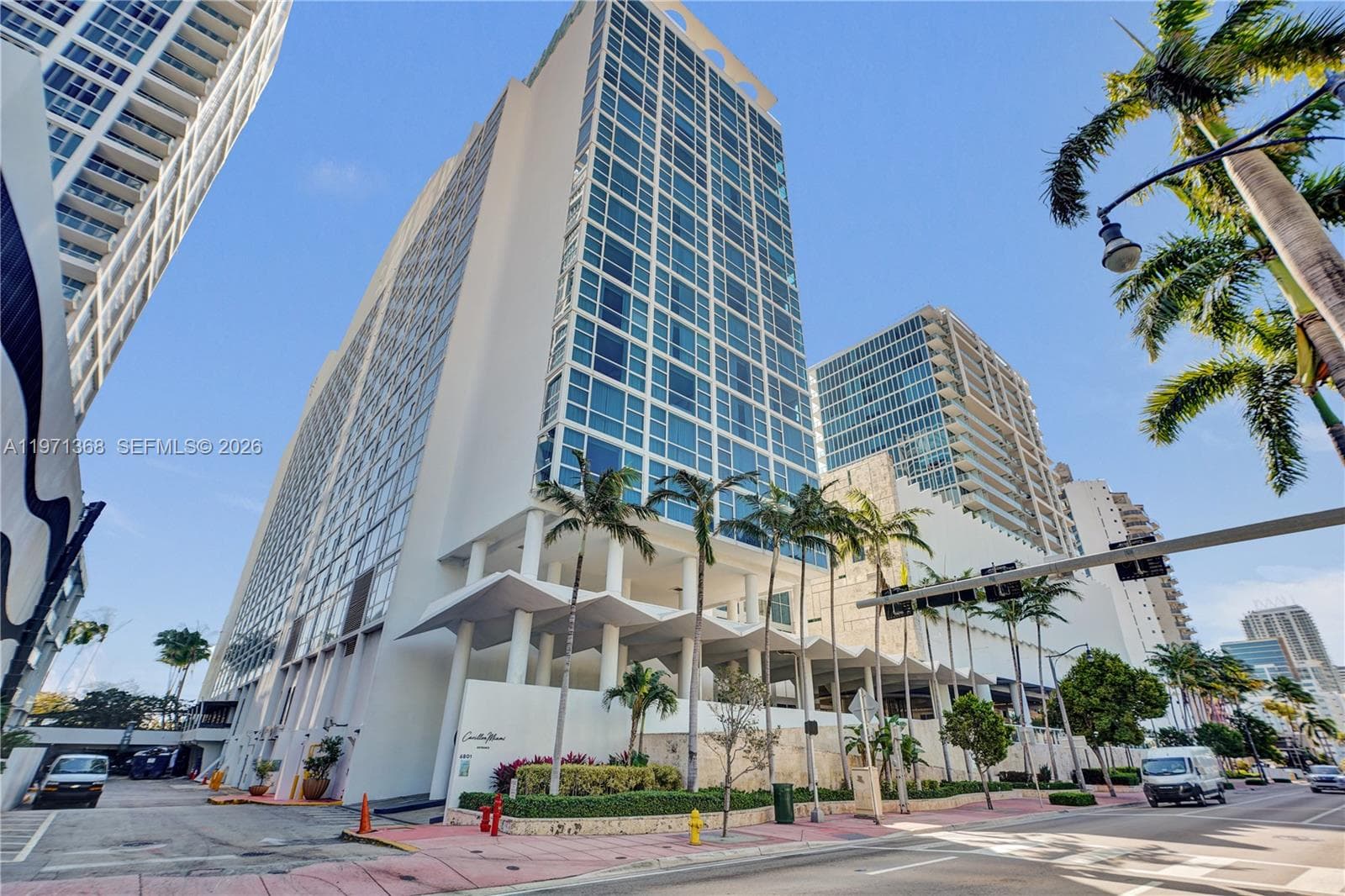 A11971368 — Miami Beach — 21