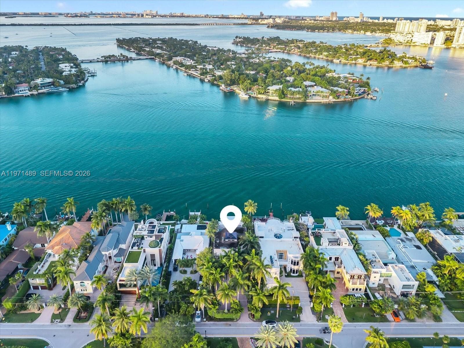A11971489 — Miami Beach — 17