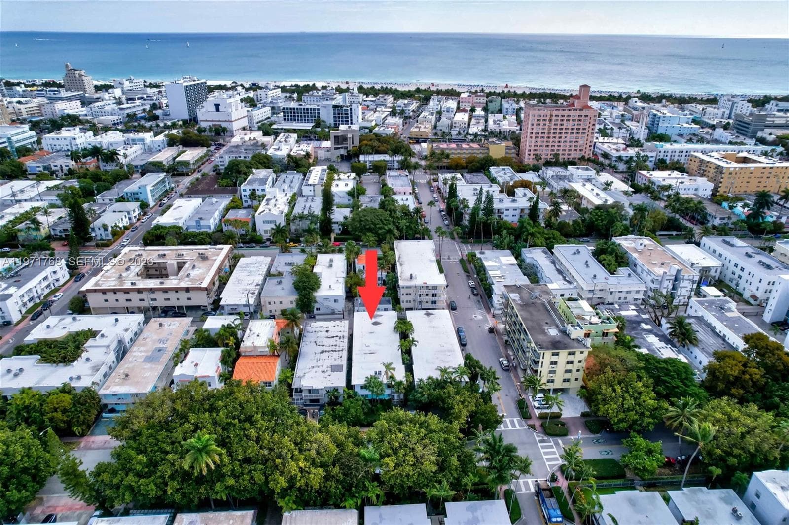 A11971768 — Miami Beach — 20