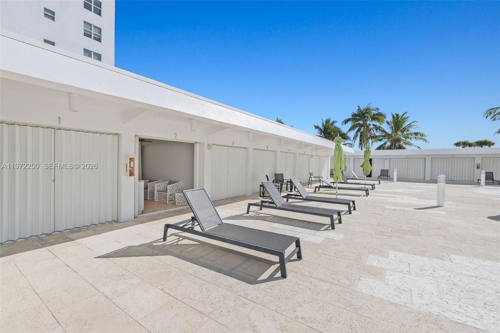 A11972250 — Miami Beach — 2