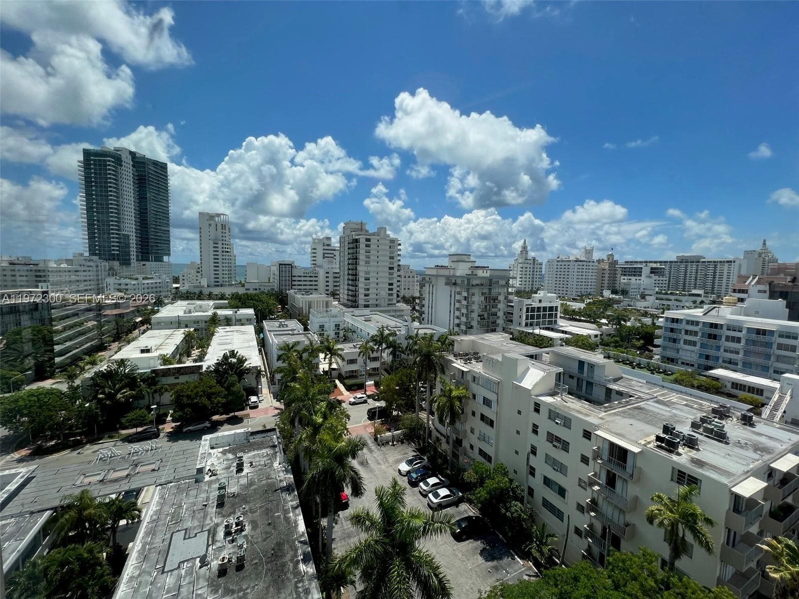 A11972300 — Miami Beach — 11