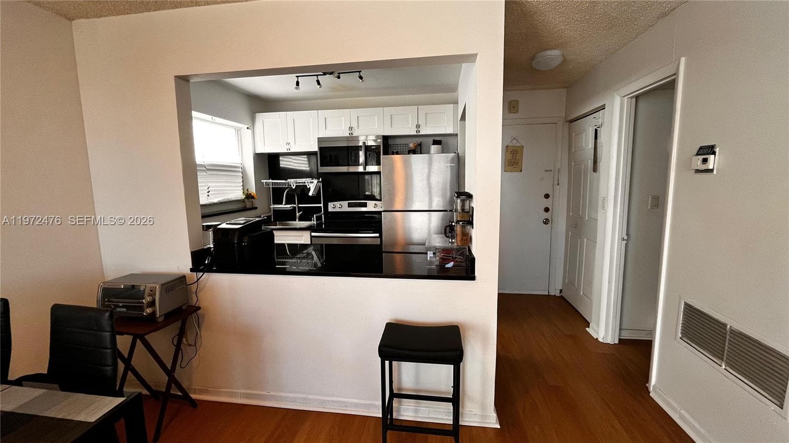 A11972476 — Miami Beach — 2