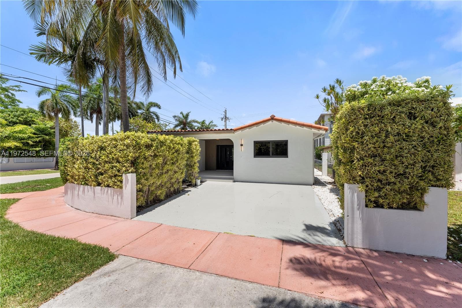 A11972548 — Miami Beach — 2