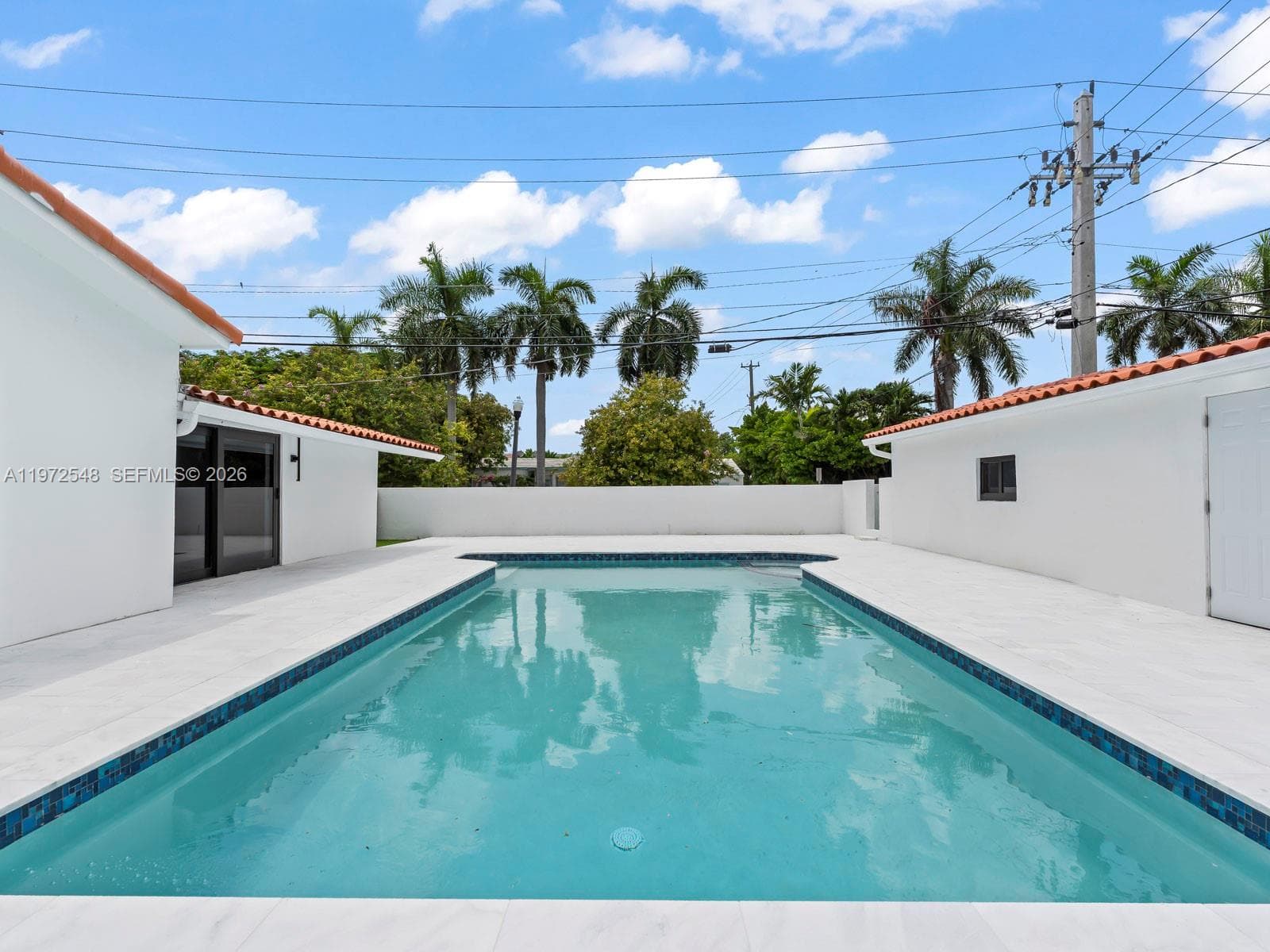 A11972548 — Miami Beach — 52