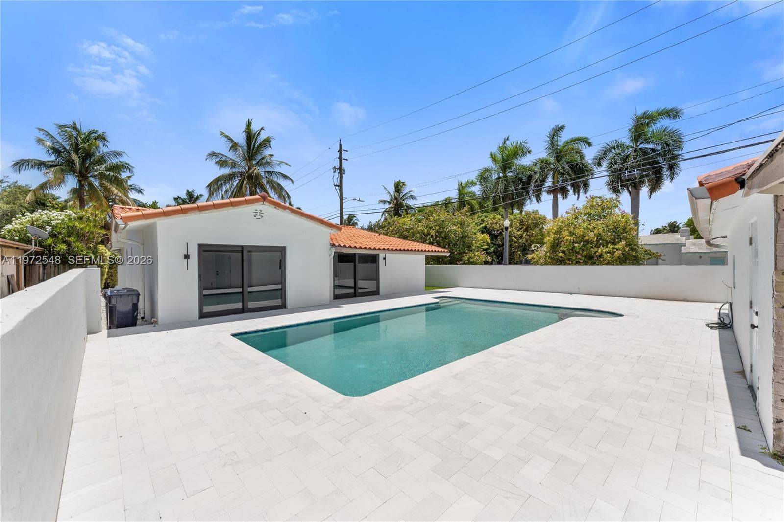 A11972548 — Miami Beach — 51