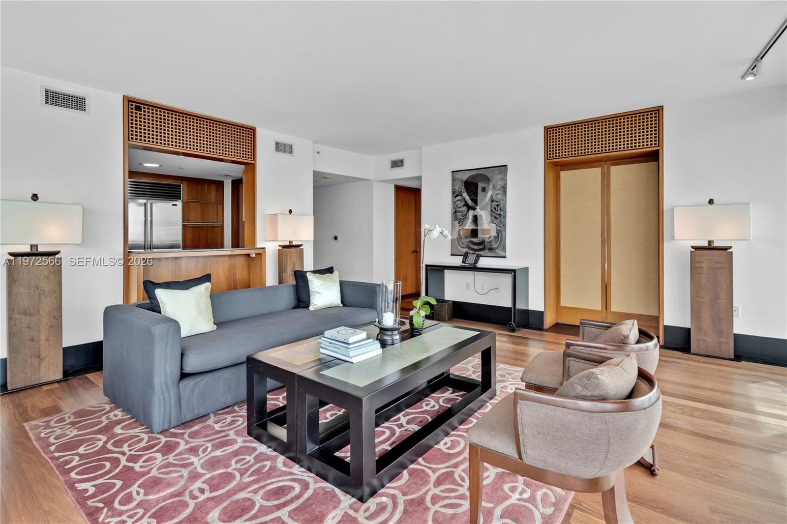 A11972566 — Miami Beach — 9