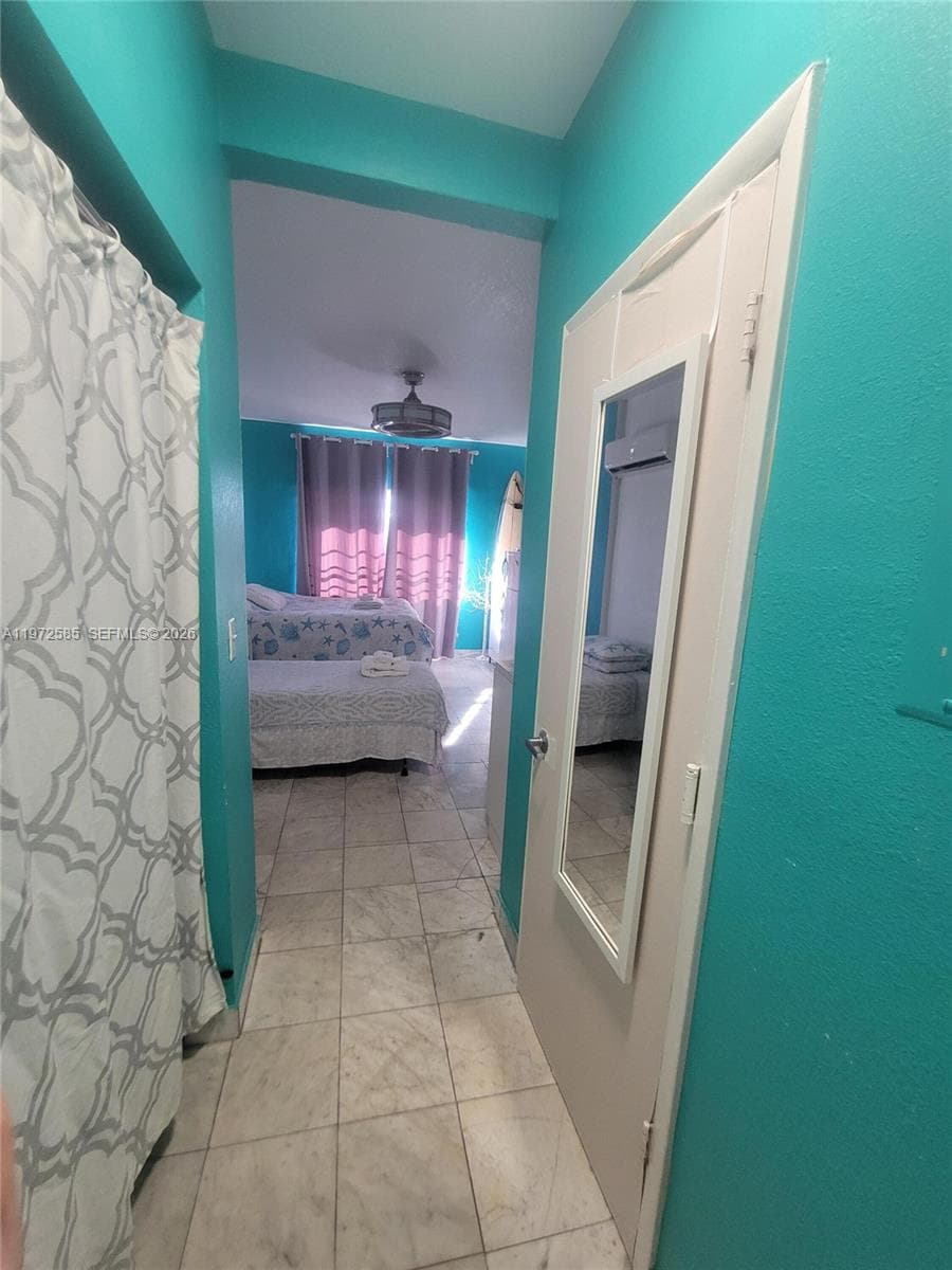 A11972585 — Miami Beach — 8