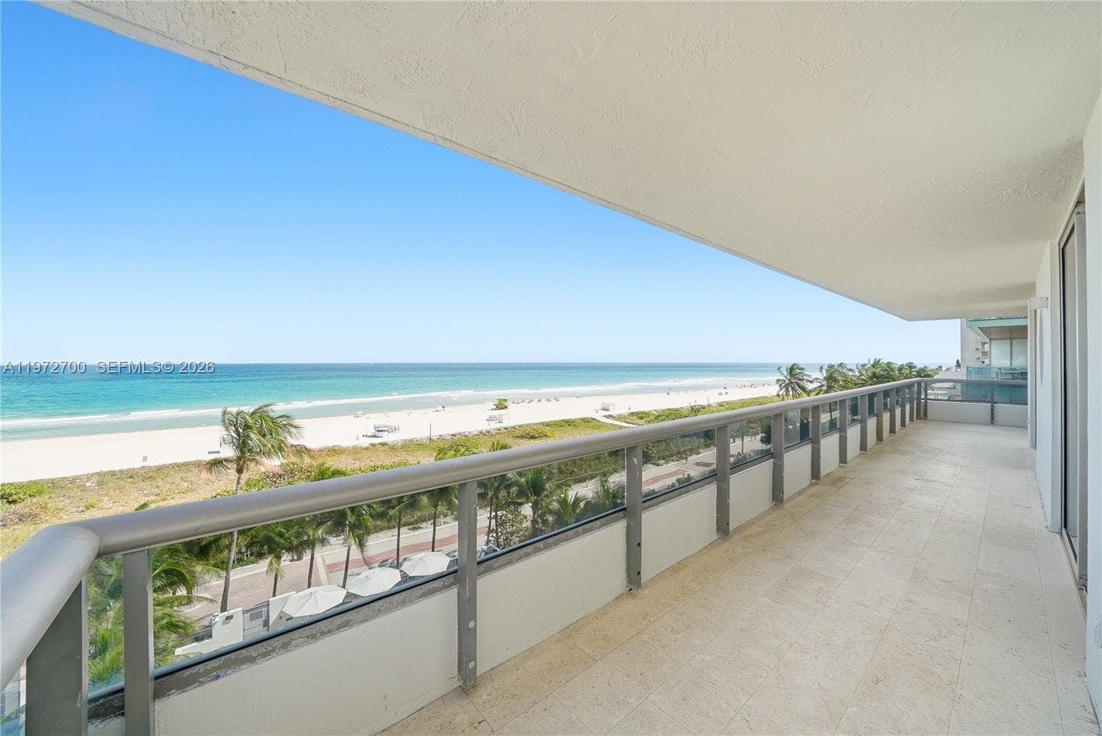 A11972700 — Miami Beach