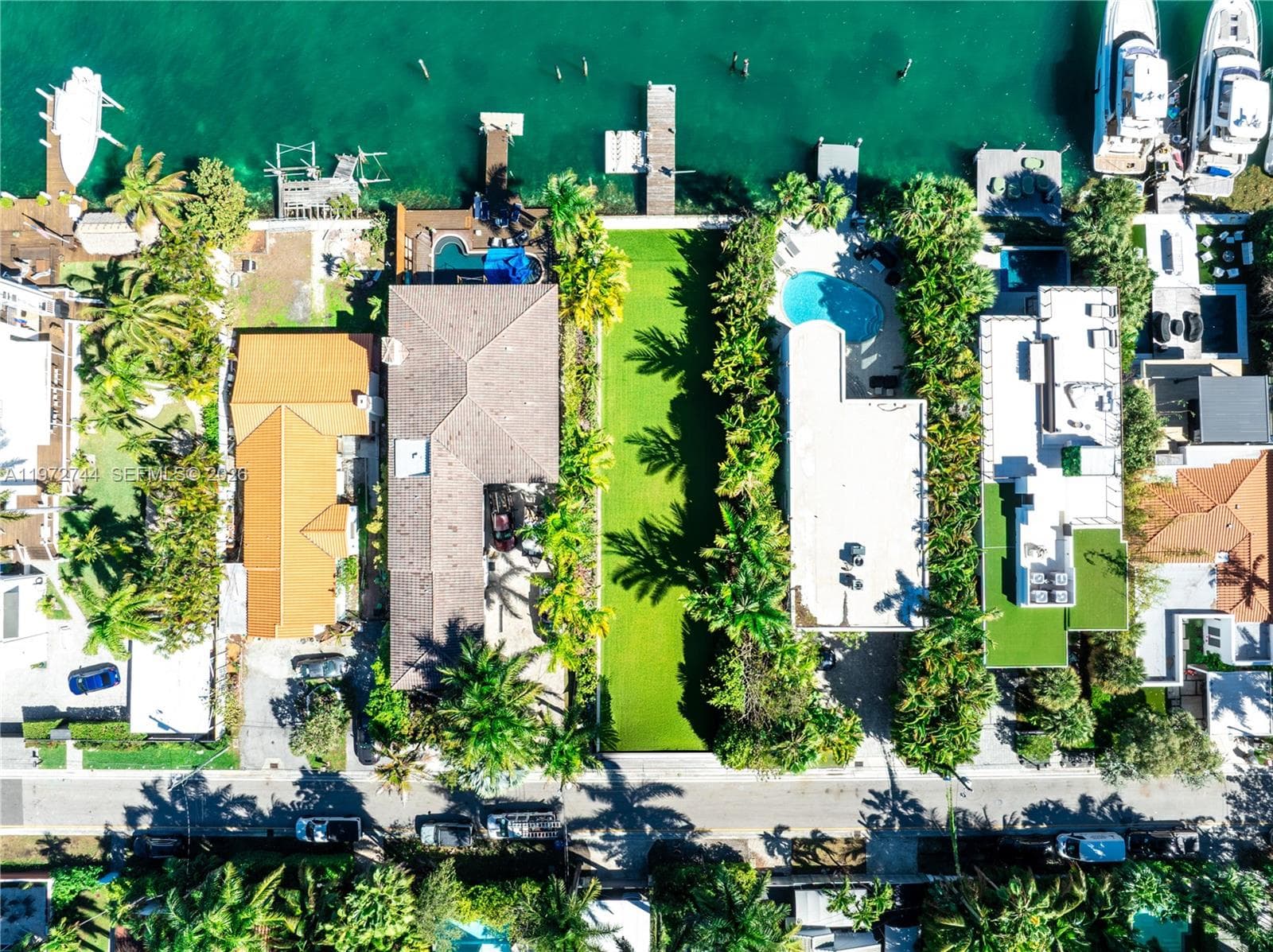 A11972744 — Miami Beach — 5